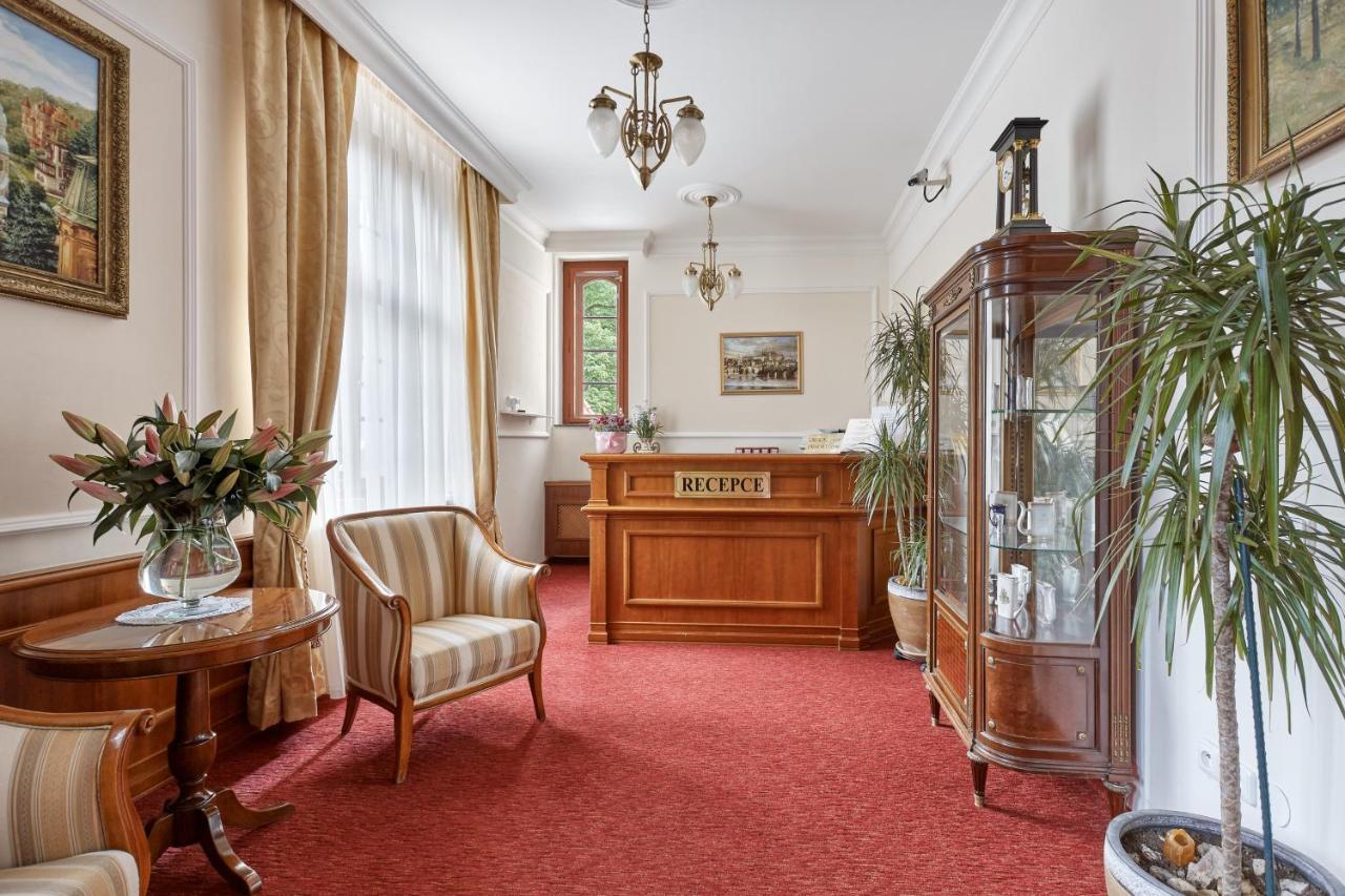 Spa Hotel Villa Ritter カルロヴィ・ヴァリ エクステリア 写真