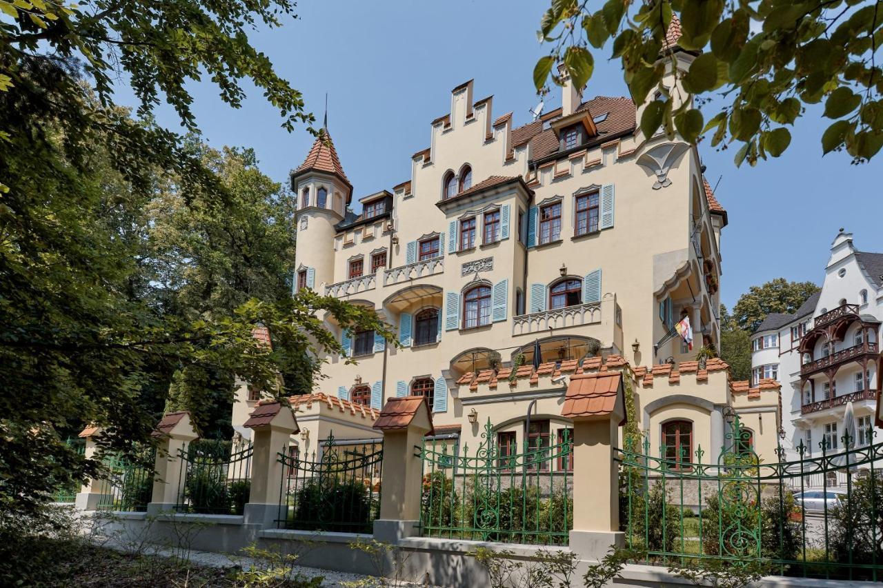 Spa Hotel Villa Ritter カルロヴィ・ヴァリ エクステリア 写真